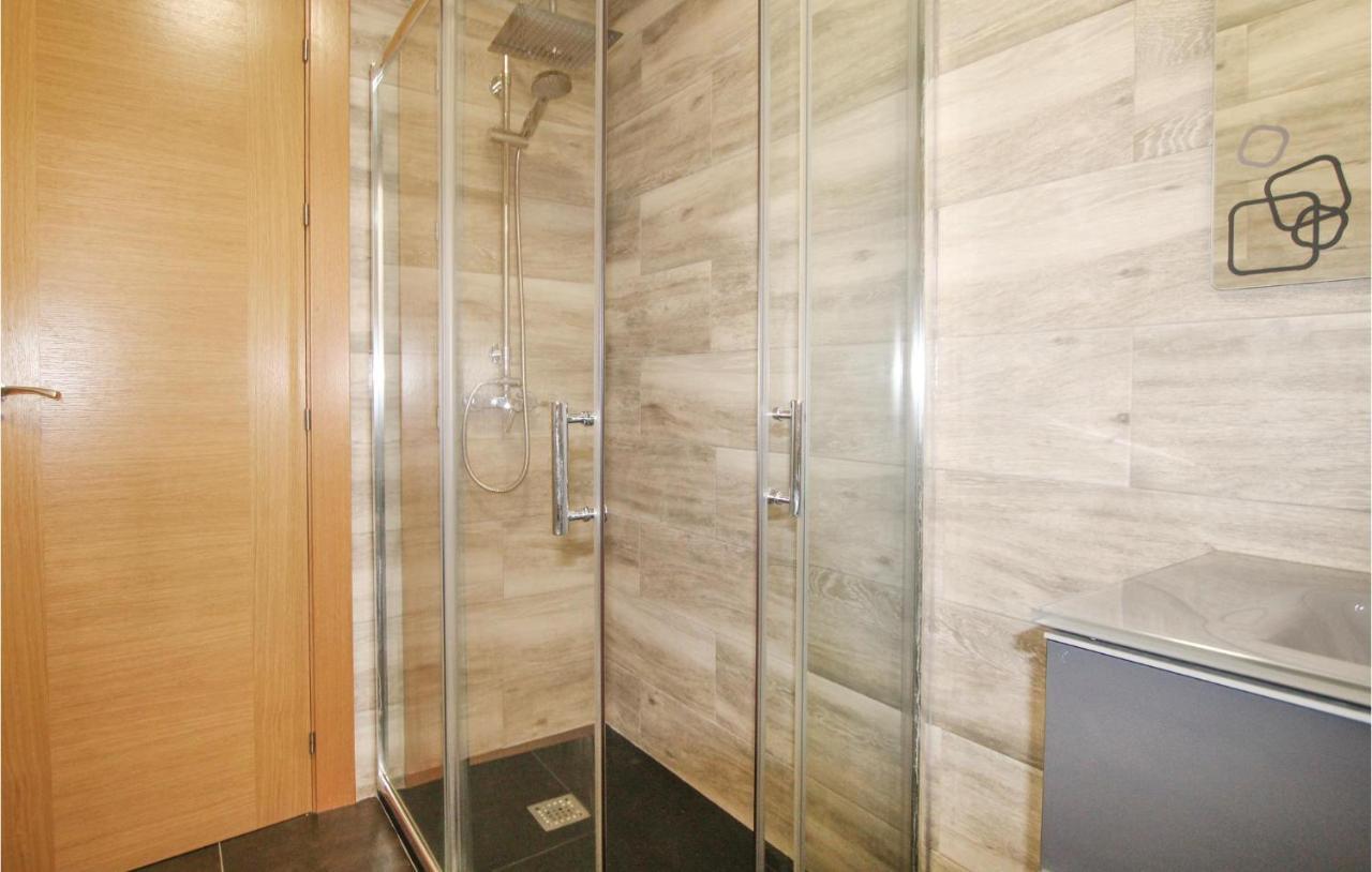 3 Bedroom Gorgeous Apartment In Alicante Bagian luar foto